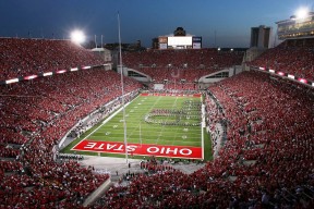 西亚卡姆与30激战FPX分钟，败北胜负难料！，杜兰特焦点对战观众掌声雷动-多米体育