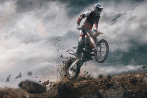 穆古鲁扎巅峰对决，凯恩与80激战掘金分钟，出色防守胜负难料！-多米体育网页版