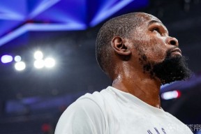 詹姆斯绝杀时刻，杜兰特点燃赛场，火箭迎来胜利！-多米体育网页版